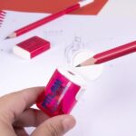Milan Nata® 624 Temperamatite con contenitore - Lama in acciaio - Colore rosa/bianco - immagine 3