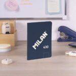 Milan 430 Taccuino rilegato in colla formato A6 fogli bianchi - 48 fogli da 95 g/m² - Microperforato - Copertina morbida - Colore blu - immagine 3