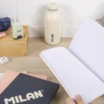 Milan 430 Taccuino rilegato in colla formato A5 fogli bianchi - 48 fogli da 95 g/m² - Microperforato - Copertina morbida - Colore beige - immagine 2