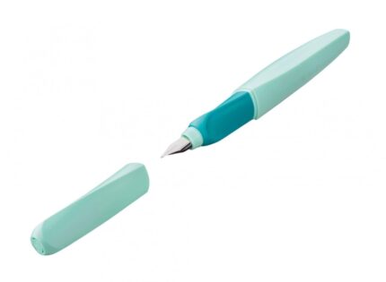 Pelikan Twist Penna Stilografica - Punta M - Ambidestra - Sezione Triangolare Trasversale - Include 2 Cartucce d'Inchiostro - Colore Menta