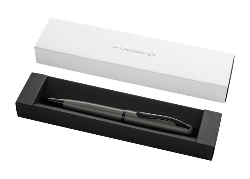 Pelikan Jazz Noble Penna a scatto - Tratto da 1 mm - Meccanismo a rotazione - Ricarica 337M blu - Astuccio regalo - Corpo satinato - Colore grigio scuro