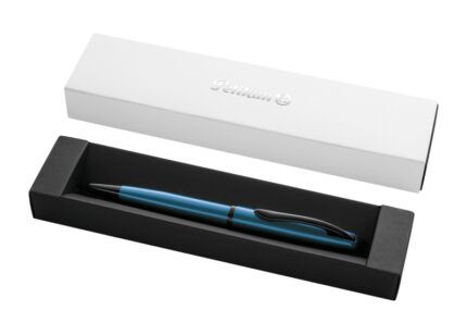 Pelikan Jazz Noble Penna a sfera retrattile - Tratto da 1 mm - Meccanismo a rotazione - Ricarica 337M blu - Astuccio regalo - Colore acquamarina