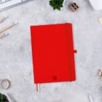 Finocam Nexo Quaderno a Copertina Morbida - 72 Fogli - Formato A5 - 148x210 mm - Carta Crema da 80 g/m² - Liscio - Tasca Interna - Chiusura con Elastico - Fogli Microperforati - Colore Rosso - immagine 2