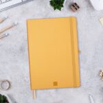 Finocam Nexo Quaderno con copertina rigida - 72 fogli - Formato B5 - 176x250 mm - Carta crema da 80 g/m² - Liscio - Tasca interna - Chiusura con elastico - Fogli microperforati - Colore cammello - immagine 2