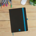 Finocam Modern Taccuino con Copertina Leggera - 72 Fogli - Formato A5 - 148x210 mm - Carta Crema da 80 g/m² - Tasca Interna - Chiusura con Elastico - Fogli Microperforati - Colore Nero - immagine 2