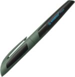 Stabilo Flow Espositore con 16 penne a sfera - Tratto 0,5 mm - Impugnatura ergonomica - Ricaricabile - Inchiostro blu - Corpo in 3 colori assortiti - immagine 4