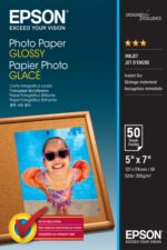 Epson Photo Glossy Confezione da 50 fogli di carta fotografica - 13x18 cm - Grammatura 200 g/m² - Finitura lucida - Compatibile con stampanti a getto d'inchiostro - Colore bianco