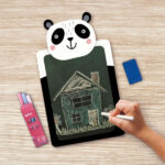 Apli Expositor de 9 Packs de Pizarra para Tiza con Forma de Animal + Caja de 3 Tizas de Colores y Borrador - Medidas 260x155x15mm - Diseños Rana, Oso Panda y Oso - immagine 5