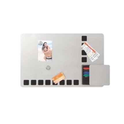 Nobo Pizarra Combinada Magnetica con Cuadriculas de Espuma para Fijar Notas 610x390mm - Incluye 4 Rotuladores