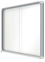 Nobo Vitrina Interior para 27 Hojas A4 con Superficie Magnetica y Puerta Deslizante - 997x2072x54mm - Marco de Aluminio - Puertas de Cristal de Seguridad - Cerradura y Llaves Incluidas - Color Blanco - immagine 3