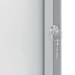 Nobo Vitrina Exteriores 8 Hojas A4 Superficie Blanca Magnetica - 692x972x45mm - Puerta Seguridad Cerradura Marco Aluminio - Resistente Intemperie - Color Blanco - immagine 5