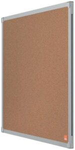 Nobo Essence Tablero de Anuncios de Corcho 600x450mm - Montaje en Esquinas - Superficie de Corcho - Marco de Aluminio Anodizado - Color Natural - immagine 3