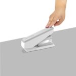 Fellowes Grapadora de Carga Completa para 40 Hojas - Diseño Duradero y Libre de Atascos - Proteccion Antibacteriana Microban - Opcion de Clavado a Tableros de Anuncios - immagine 2