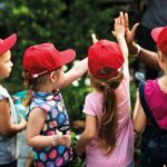Apli Brazaletes Identificativos - Ideales para Niños en Lugares Concurridos - Faciles de Colocar - Extra Resistentes - Aptos para Impresoras Laser y Escritura Manual - immagine 2