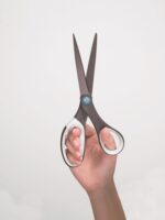 Scotch Tijeras de Titanio 20cm - Antiadherentes - Mango Ergonomico Tacto Suave - Color Blanco/Negro - immagine 2