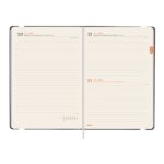 Finocam Flexi Lisa Agenda en Catalan - Anual 2026 - Tapa Blanda - Formato FA5 - 151x23x214mm - 1 Dia por Pagina - Color Negro - immagine 4