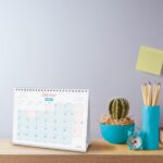 Finocam Chic Calendario de Sobremesa en Catalan - Anual 2026 - 210x70x155mm - Espacio para Escribir - Color Turquesa - immagine 2