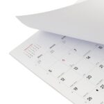 Finocam Chic Calendario Imantado en Catalan - Anual 2026 - Bloc Encolado - 210x6x150mm - Espacio para Escribir - Color Blanco - immagine 5