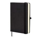 Finocam Minimal Textura Agenda en Catalan - Anual 2026 - Tapa Dura - Cierre con Goma Elastica - Formato M4 - 124x27x174mm - 1 Dia por Pagina - Color Negro