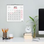 Finocam Calendario de Pared en Catalan - Anual 2026 - 300x5x310mm - Espacio para Escribir - Color Blanco y Rojo - immagine 2