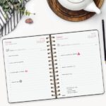 Finocam Alma Agenda en Catalan - Anual 2026 - con Espiral - Formato E10 - 180x30x220mm - 1 Dia por Pagina - Color Negro - immagine 4