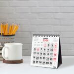 Finocam Calendario de Sobremesa - Anual 2026 - 140x70x155mm - Numeros Grandes - Color Blanco y Rojo - immagine 2