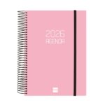 Finocam Opaque Agenda de Espiral en Catalan - Anual 2026 - Tapa Ligera - Cierre con Goma Elastica - Formato E10 - 175x29x212mm - 1 Dia por Pagina - Color Rosa