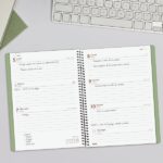 Finocam My Agenda de Espiral - Anual 2026 - Tapa Dura Antirayaduras - Formato E10 - 171x9x212mm - Semana Vista Horizontal - Color Verde - immagine 3