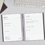 Finocam My Agenda de Espiral - Anual 2026 - Tapa Dura Antirayaduras - Formato E10 - 185x20x212mm - 1 Dia por Pagina - Color Negro - immagine 2