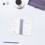 Finocam Year Agenda de Espiral - Tapa Ligera - Formato E3 - 95x24x127mm - 1 Dia por Pagina - Color Azul - immagine 3