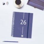 Finocam Year Agenda de Espiral - Tapa Ligera - Formato E10 - 175x29x212mm - 1 Dia por Pagina - Color Azul - immagine 5