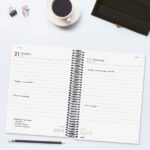 Finocam Year Agenda de Espiral en Catalan - Anual 2026 - Tapa Ligera - Formato E10 - 175x29x212mm - 1 Dia por Pagina - Color Negro - immagine 3