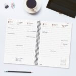 Finocam Year Agenda de Espiral en Catalan - Anual 2026 - Tapa Ligera - Formato E10 - 162x14x212mm - Semana Vista en Vertical - Color Negro - immagine 3