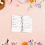 Finocam Design Collection Agenda de Espiral - Anual 2026 - Tapa Ligera - Formato E3 - 85x14x127mm - Semana Vista Horizontal - Tematica de Flores - immagine 3