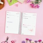 Finocam Design Collection Agenda de Espiral en Catalan - Anual 2026 - Tapa Ligera - Formato E5 - 132x25x181mm - 1 Dia por Pagina - Tematica de Flores - immagine 3