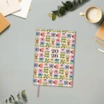 Finocam Dynamic Porto Design Agenda - Anual 2026 - Tapa Dura - Formato Y10 - 145x23x210mm - 1 Dia por Pagina - Tematica de Flores - immagine 5