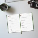 Finocam Dynamic Milano Agenda Profesional - Anual 2026 - Tapa Dura Acolchada - Formato Y10 - 143x29x210mm - 1 Dia por Pagina - Color Verde - immagine 3