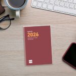 Finocam Coctel Agenda Plana - Anual 2026 - Formato Pl3 - 85x6x6mm - Semana Vista Horizontal - Color Burdeos - immagine 2