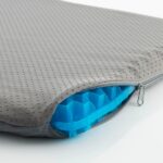 Innovagoods Hexafresh Cojin de Gel de Panal de Abeja - Antideslizante - Refrigerante - Funda Extraible para Limpieza - 39x37x3cm - Color Azul - immagine 4
