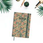 Finocam Mara Agenda de Tapa Flexible Internacional - 18 Meses - Semana Vista Vertical - Formato Y10 - 140x204mm - Papel de 80g/m2 - Esquinas Microperforadas - Cierre con Goma - Multicolor - immagine 3