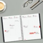 Finocam Ikon Agenda de Espiral Internacional - 16 Meses - Semana Vista Vertical - Formato E10 - 155x212mm - Tapas de PP - Papel de 80g/m2 - Goma Elastica - Adhesivos Tematicos - Color Negro - immagine 4