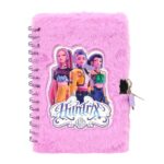 Safta K-Pop Demon Hunters Pack de Diario y Boligrafo de 10 Colores - Candado - Tapa con Pelo - Hojas Decoradas - Color Rosa - immagine 5