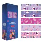 Safta K-Pop Demon Hunters Expositor con 50 Rollos de Papel Regalo - Medidas del Rollo 70x200cm - 5 Patrones Diferentes - 30.5x71x15.5cm - Colores Surtidos