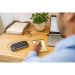 HP Poly Sync 10 Altavoz Manos Libres - USB-A y USB-C - Doble Microfono - IP44 - immagine 4