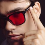 Energy Sistem Night Mode Music Gafas Bluetooth - Filtro Anti Luz Azul y Proteccion UV400 - Cristales Rojos - Reproduccion de Musica - Microfono y Asistente de Voz - IPX5 - Control Tactil - Autonomia 5 horas - Color Negro - immagine 5