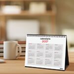 Finocam Neutro Calendario de Sobremesa - Anual 2027 - Mes Vista - Formato S - 210x150mm - Espiral Doble - Papel de 120g/m2 - Numeros Grandes - Color Rojo y Blanco - immagine 3