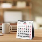 Finocam Neutro Calendario de Sobremesa en Catalan - Anual 2027 - Mes Vista - Formato XS - 140x150mm - Espiral Doble - Papel de 120g/m2 - Numeros Grandes - Color Rojo y Blanco - immagine 4