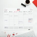Finocam Neutro Vade Calendario en Catalan - Anual 2027 - Semana Vista Vertical - 420x310mm - Encolado - Papel de 90g/m2 - Espacio para Notas - Color Rojo y Blanco - immagine 3