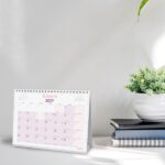 Finocam Trendy Chic Calendario de Sobremesa - Anual 2027 - Mes Vista - Formato S - 210x150mm - Espiral Doble - Papel de 120g/m2 - Espacio para Escribir - Color Morado - immagine 4