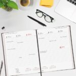 Finocam Dynamic Milano Agenda Profesional - Anual 2027 - Semana Vista Vertical - Formato Y12 - 210x270mm - Cinta Punto - Tapa Dura Acolchada - Esquinas Microperforadas - Papel de 80g/m2 - Color Negro - immagine 3